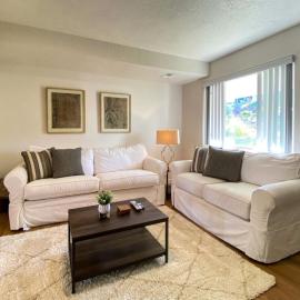Lake View Condo 902 4
