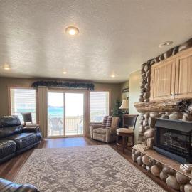 Lake View Condo 874 2 Bear Lake Views, hotel in Garden City
