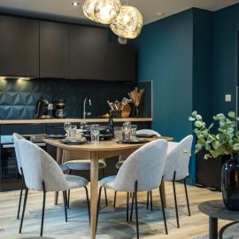 Legendary ski & cycling 4 to 6 guest getaway