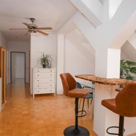 Second Home - Leoben, hotel in Leoben