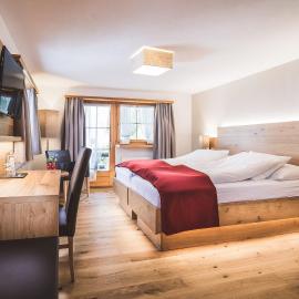 Collina Bed and Breakfast Lenzerheide，倫策海德的飯店