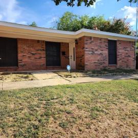Spacious Stay for 12 - Central Fort Worth