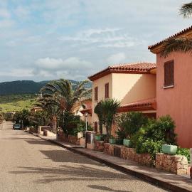 Verande Tanca Torre, hotel in Isola Rossa