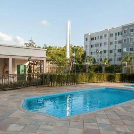 Apartamento com 2 quartos mobiliado, em ótima localização ao lado do shopping e perto de transportes públicos e perto de praias