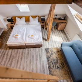 ElbApartments - Sächsische Schweiz - Ferienwohnungen zum Malerweg - Bastei Urlaub, hotel din Pirna
