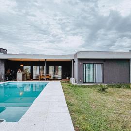 Casa Ayres de Casares