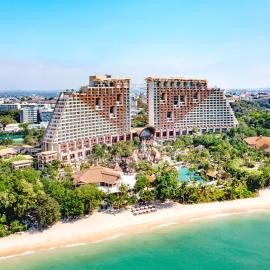 Centara Grand Mirage Beach Resort Pattaya, hotelli Pohjois-Pattayalla