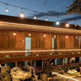 D Banlieue Homestay And Coffee TP Kon Tum, hotell sihtkohas Kon Tum