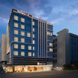 Model J Hotel Jakarta Soekarno - Hatta Airport 曼居酒店 雅加达苏加诺哈达机场店, hotel di Gardu