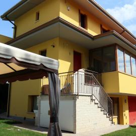 Oasi Brembate Bed and Breakfast, hotel i Brembate