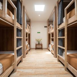 Pepitu Dormitory By Sandat, hotel u gradu Kuta