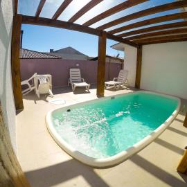 Residencial Viva Torres- Casas com 2 Dorms, Ar e Piscina