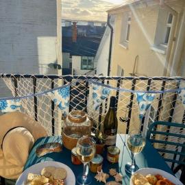 Cosy 3 bedroom cottage by the sea in Aberdovey, hotel in Aberdyfi