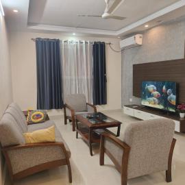 3BHK- View of Pool, Lake, Sunset With Maid on 6th floor only for Families
