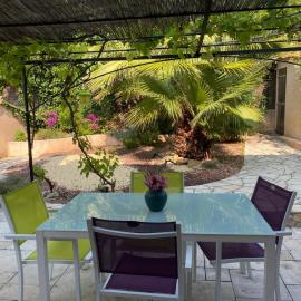 Villa Rives d'or - Vue Mer - Climatisée: Fréjus şehrinde bir otel