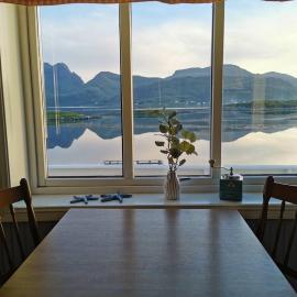 Panoramic seaview house by the sea