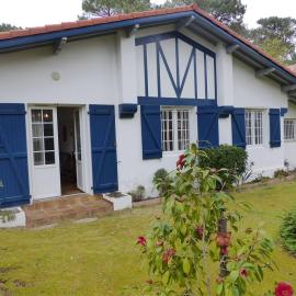 Villa LA TEIGNOUSE entre lac et océan terrasse et jardinet pour 6 personnes