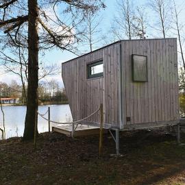 Sleep Space 4 - Green Tiny Spot Friesland, hotel u gradu Šortens