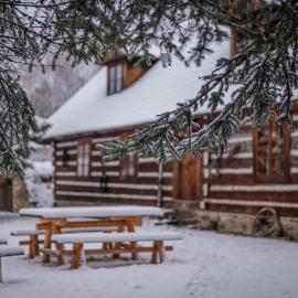 Przystanek Ropienka Chata Łemkowska, hotel u gradu Ropienka