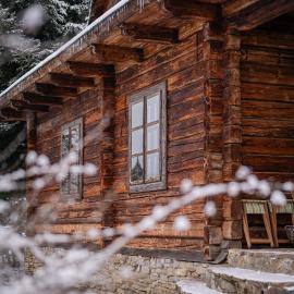 Przystanek Ropienka Leśniczówka, hotel u gradu Ropienka