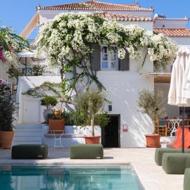Yayaki Spetses, hotel en Spetses