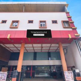 OYO Townhouse Gajuwaka Near CMR Mall