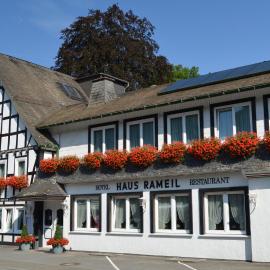 Lennestadt में, होटल Hotel Haus Rameil