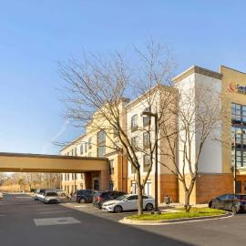 Comfort Inn & Suites Arlington Heights - Schaumburg, hotel v destinácii Arlington Heights