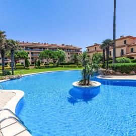 Holiday Home Port Pals Beach by Interhome