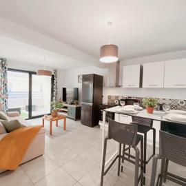 2 Chambres avec Balcon en Centre-Ville et Plage au Calme - 9, מלון בקאנט אן רוסיון