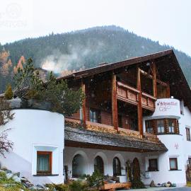 Edelweißhof, viešbutis mieste Išglis