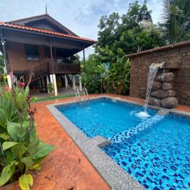 Inap Nekmi Kuala Terengganu With Pool, hotel in Kuala Terengganu