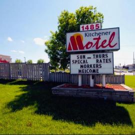 Kitchener Motel, hotell sihtkohas Kitchener