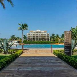 Marina lux condo, hotel in Mazatlán