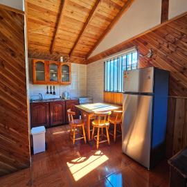 Cabañas Borde río, hotel in Licán Ray