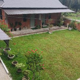 Viesnīca Bang Brahim Roomstay pilsētā Paritradža