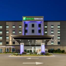 Holiday Inn Express & Suites - Dalton - Walnut Ave by IHG, hotel in Dalton