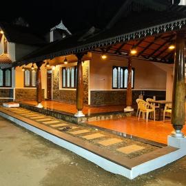 Yes Yes Farms, hotel u gradu 'Pollāchi'