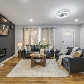 Joliet Cozy Oasis 4BR