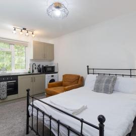 Studio 4A Willow Brook, Private Parking, WiFi, hotel u gradu Bedvort