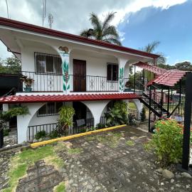 Agutí Apartment, hotel v destinaci Manuel Antonio