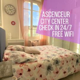 Studio Douceur Pastel avec ascenseur