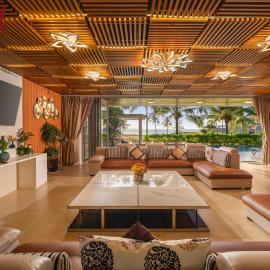 The Five Stars Villa 8 Bedrooms Beachfront