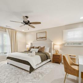 Cozy 4BR Marietta Home Perfect for Families and Working Professionals, viešbutis mieste Marieta