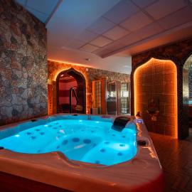 Hotel Zenubia, hotel a Hajdúszoboszló