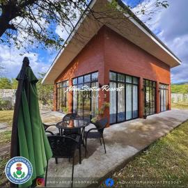 Binuclutan में, होटल The Nova Scotia Resort Botolan