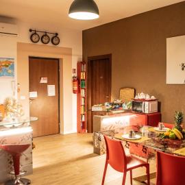 Emmanueli65 fronte clinica per 4 matrimoniale e castello, hotel a Piacenza