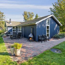 Awesome Home In Ebeltoft With Sauna
