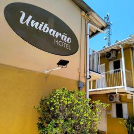 Unibarão Hotel -Próximo as Universidades Unicamp-Puc-Hospitais -Bancos-Restaurantes-Praça Capital -Shopping Dom Pedro - Expo dom pedro-Ceasa, hotel en Campinas