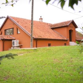 Lawki Booking, Hotel in Ławki